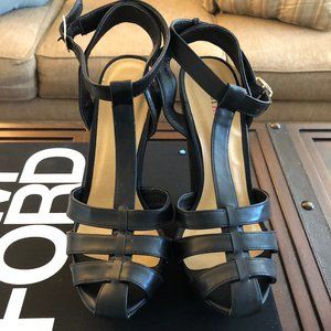 Brand new Just Fab black platform wedge